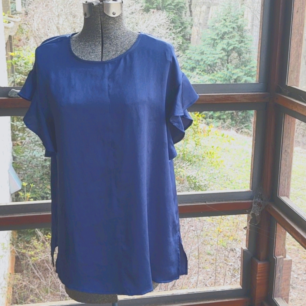 Flowy blouse perfect for spring